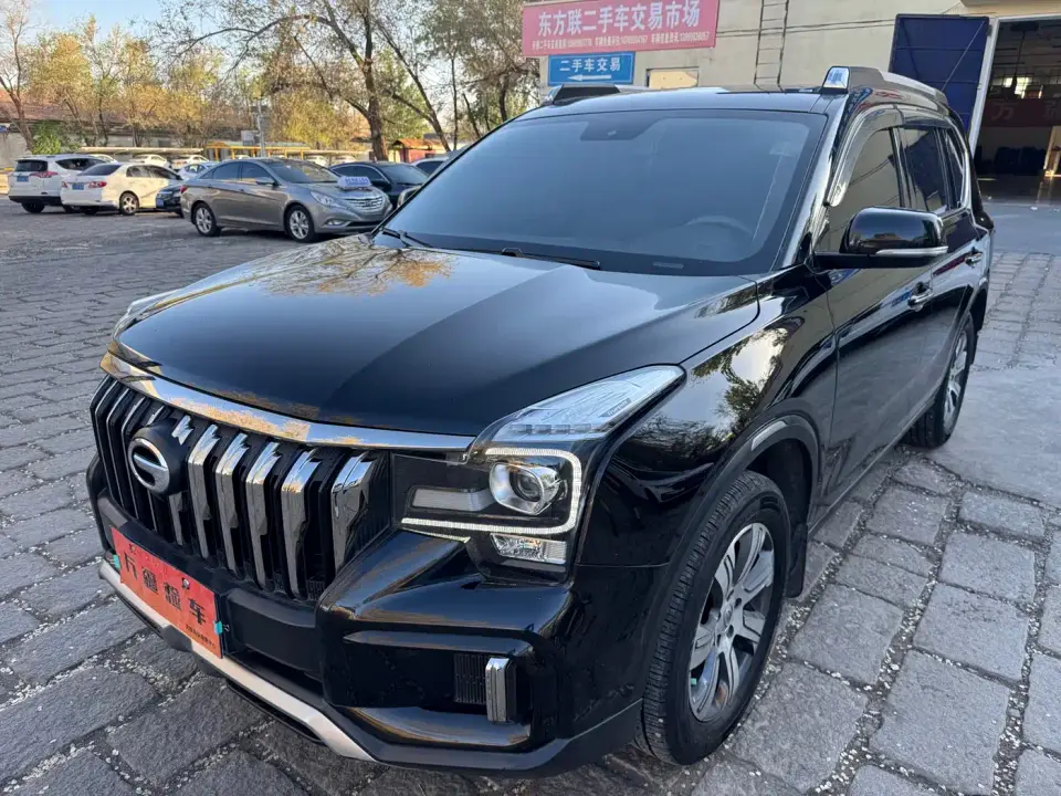 GAC Trumpchi GS8 Model 390T FWD Luxury (5-seater) 2020