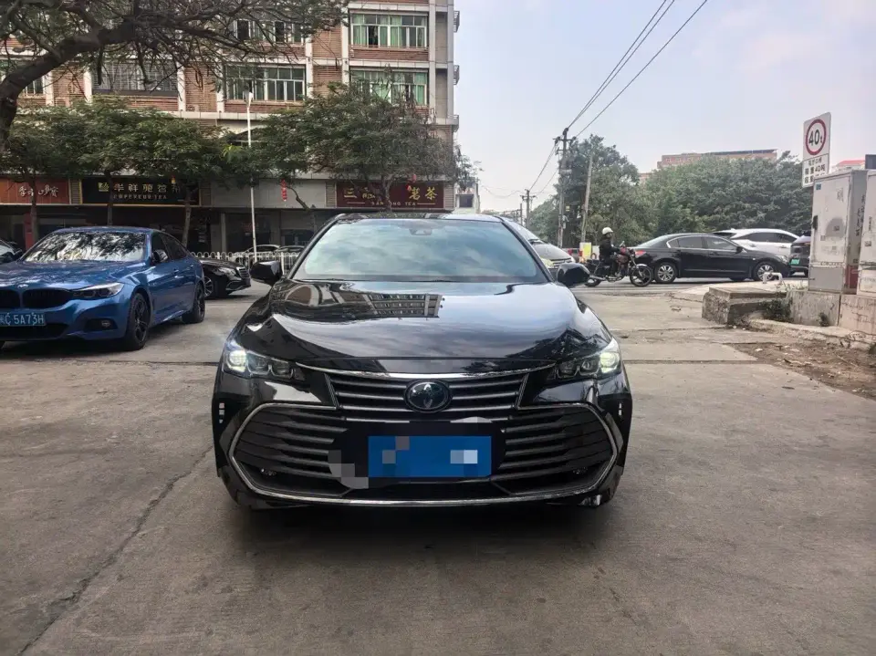 Toyota Avalon Hybrid 2.5L Luxury Edition China V 2023