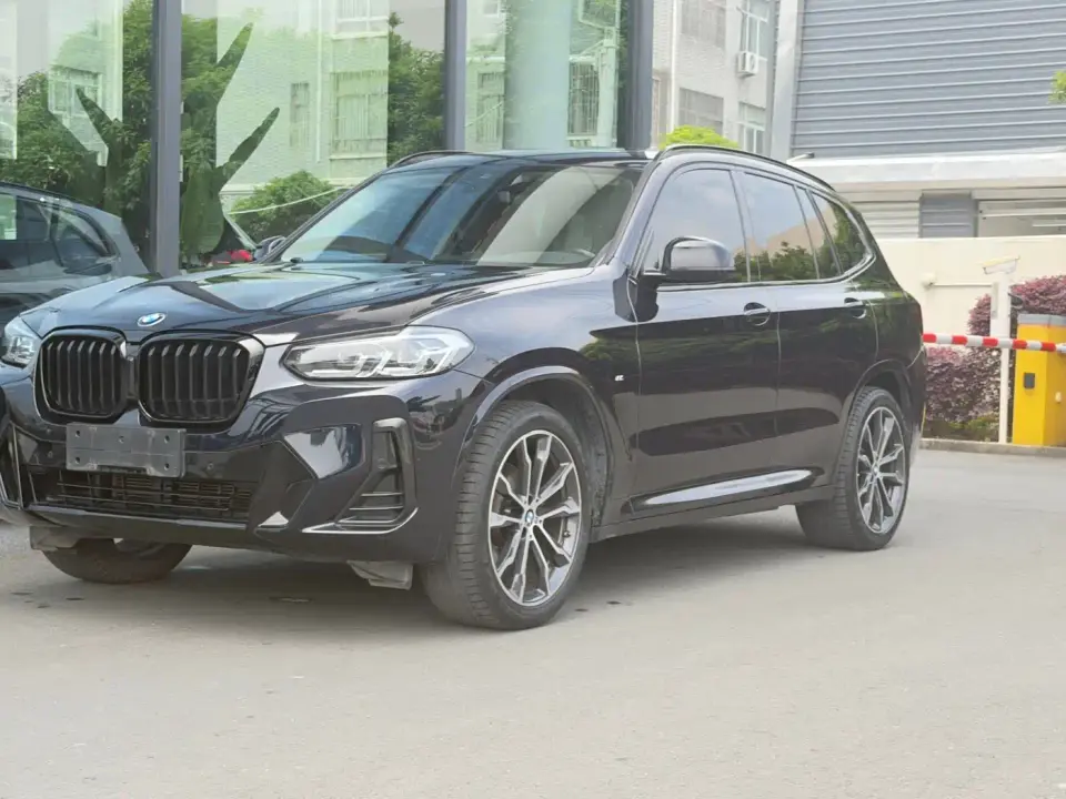 BMW X3 xDrive30i Leading M Night Package 2022