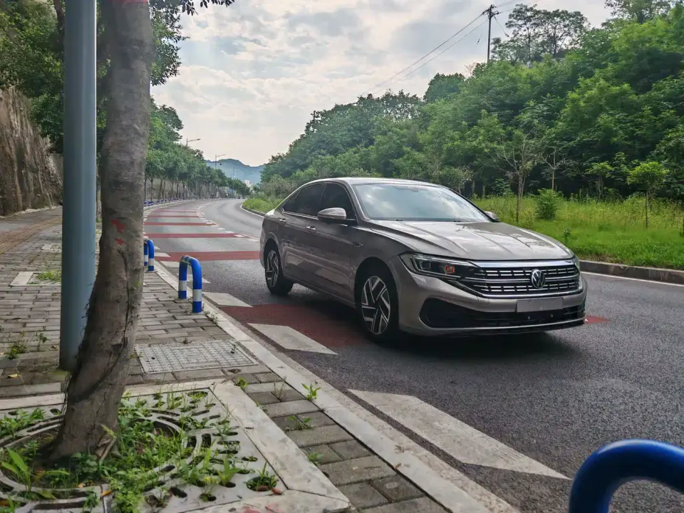 Volkswagen Sagitar Model Year 280TSI DSG Surpass Edition 2022