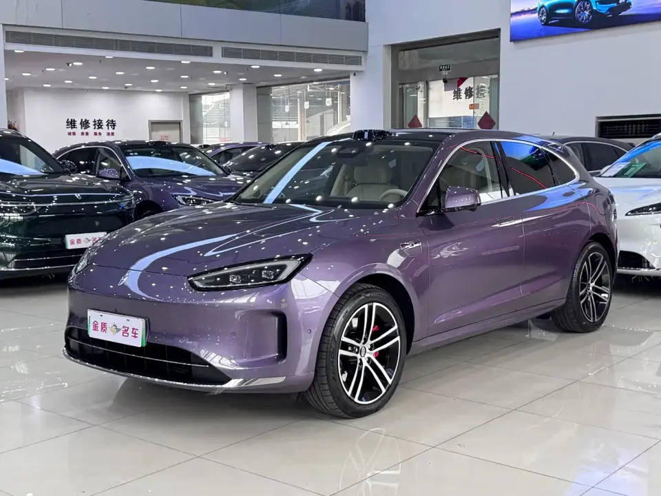 AITO Wenjie AITO M5 Extended Range Ultra AWD 2025