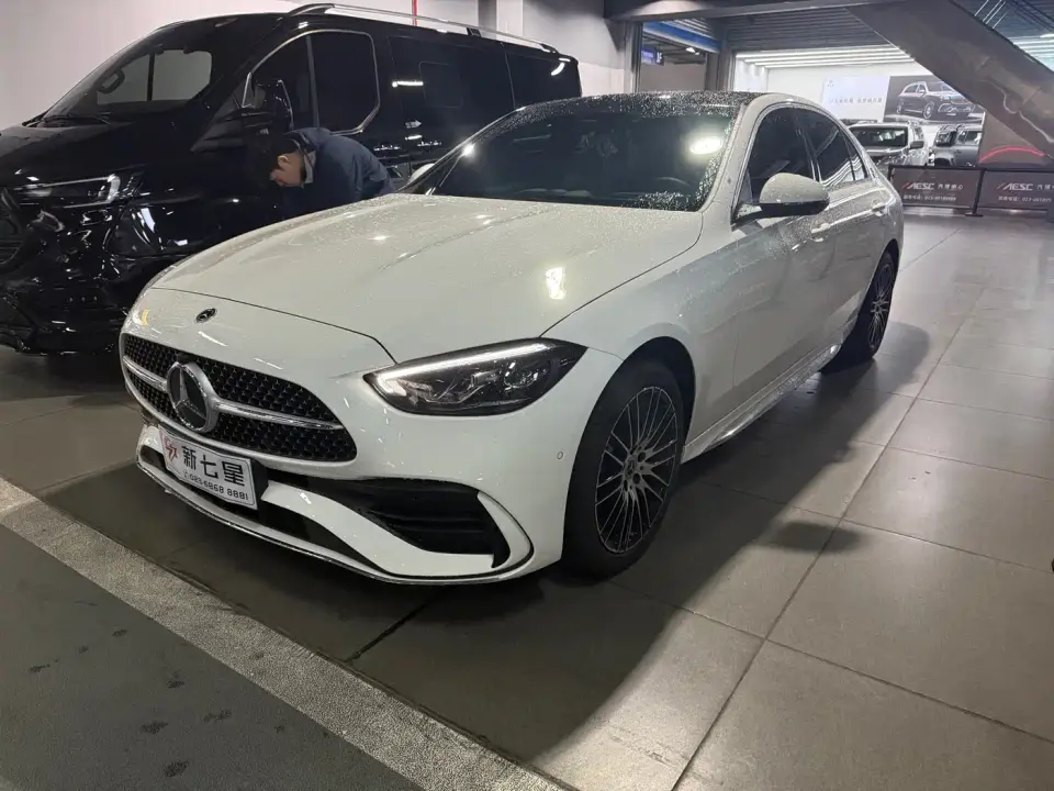 Mercedes-Benz C-Class Facelift C 260 L Sport Edition 2025