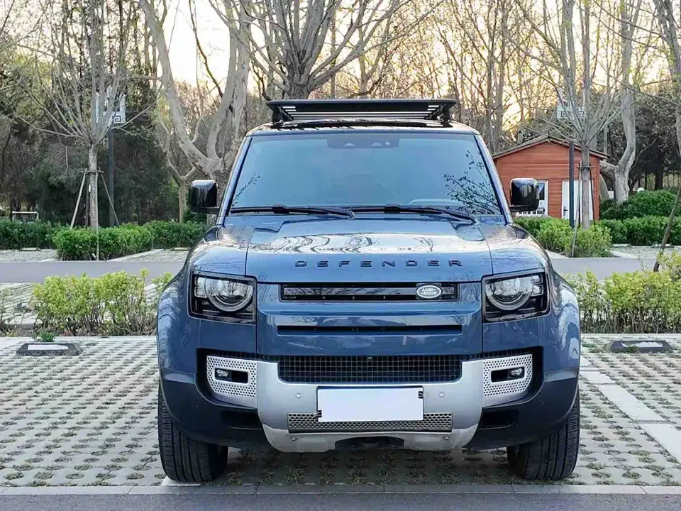 Land Rover Defender 110 P400 SE 2021