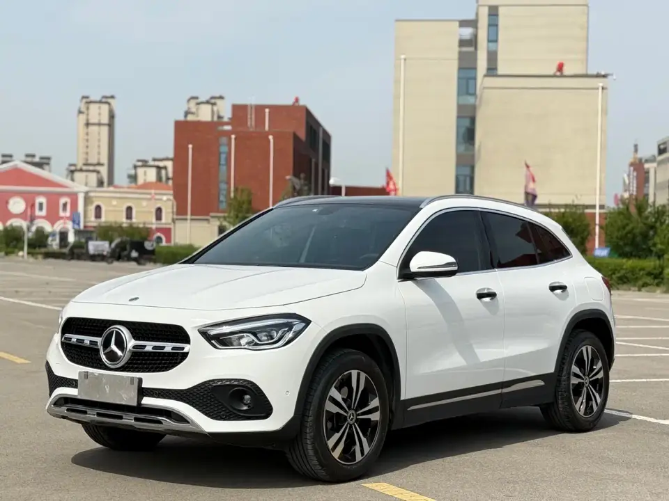 Mercedes-Benz GLA-Class GLA 200 2021