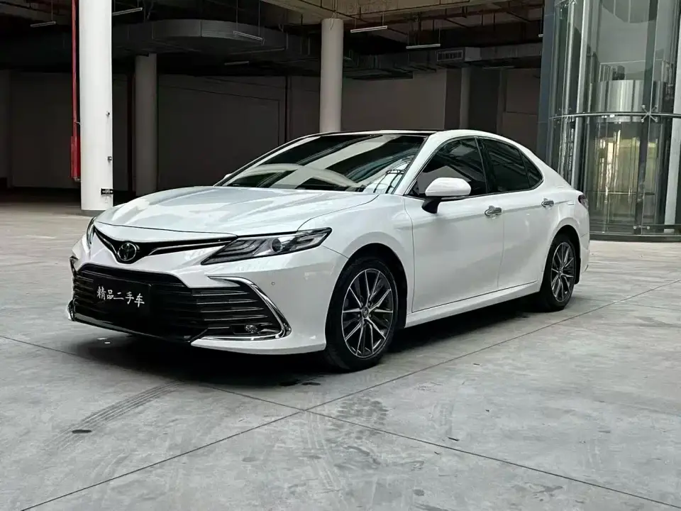 Toyota Camry 2.5G Luxury Edition 2022
