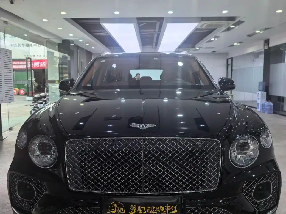 Bentley Bentayga 4.0T V8 2021