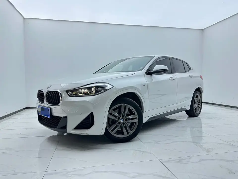 BMW X2 sDrive25i M Off-Road Package 2021