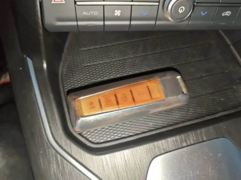 Wey VV6 2.0T 2WD Smart Protection+ 2021 — фото 9