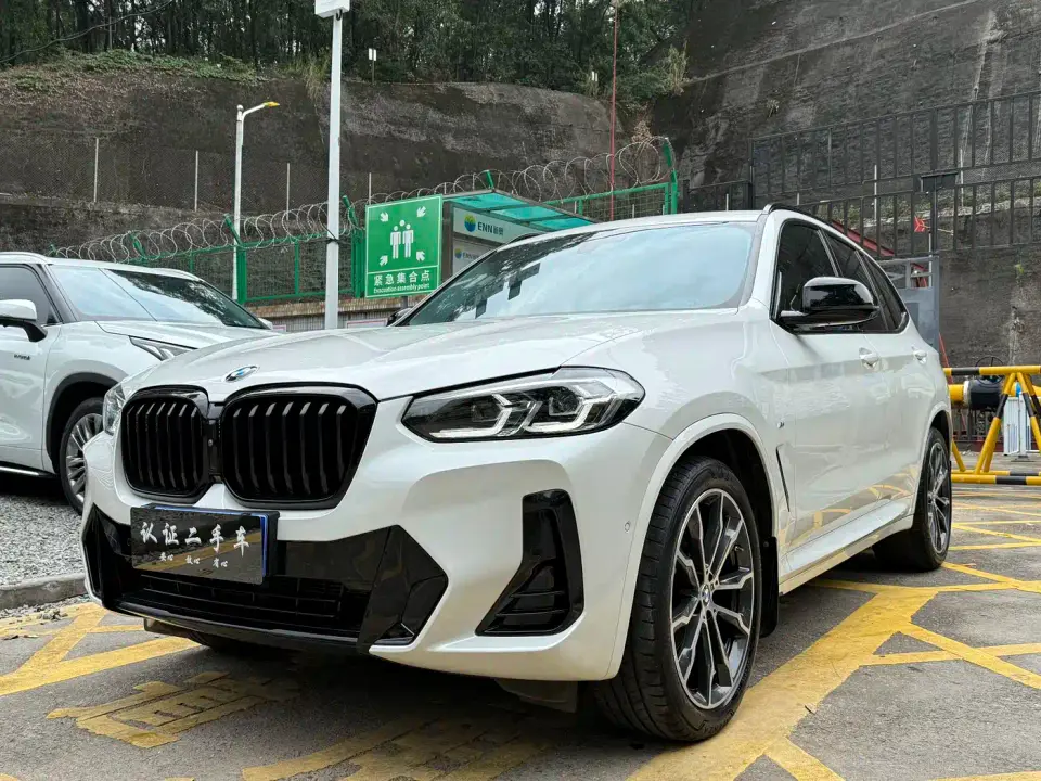 BMW X3 xDrive30i Premium M Night Package 2023