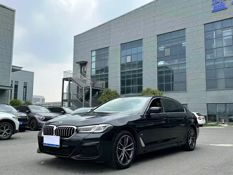 BMW 5 Series Facelift 525Li M Sport Package 2022