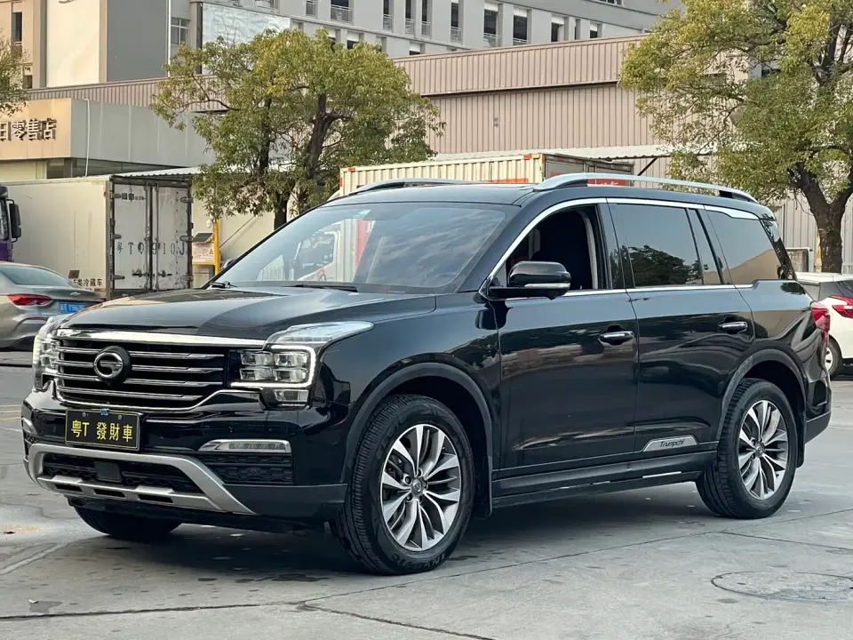 GAC Trumpchi GS8 320T 2WD Luxury Smart Connect (7-seater) 2019