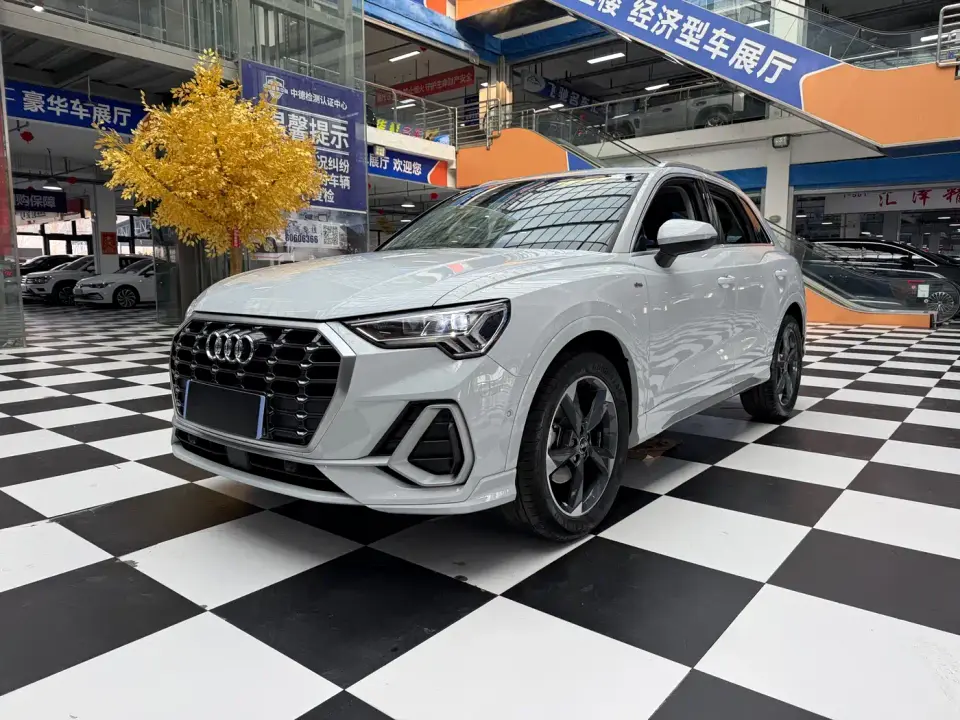 Audi Q3 35 TFSI Fashion Dynamic 2022