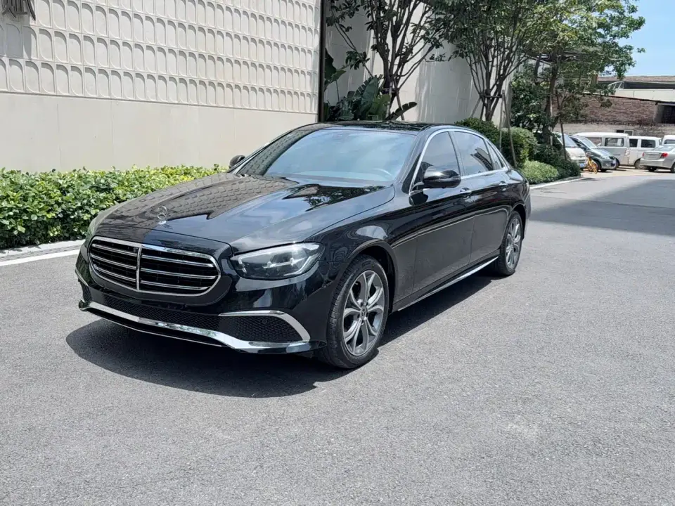 Mercedes-Benz E-Class Second Facelift E 300 L Luxury 2022