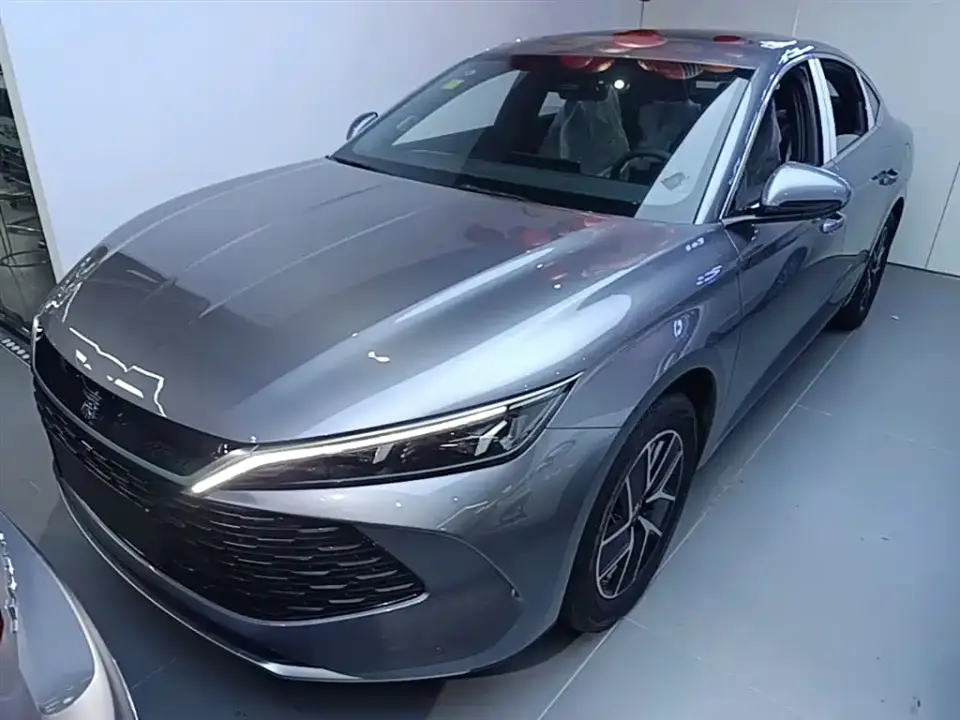 BYD Qin L DM-i 120KM Leading 2025