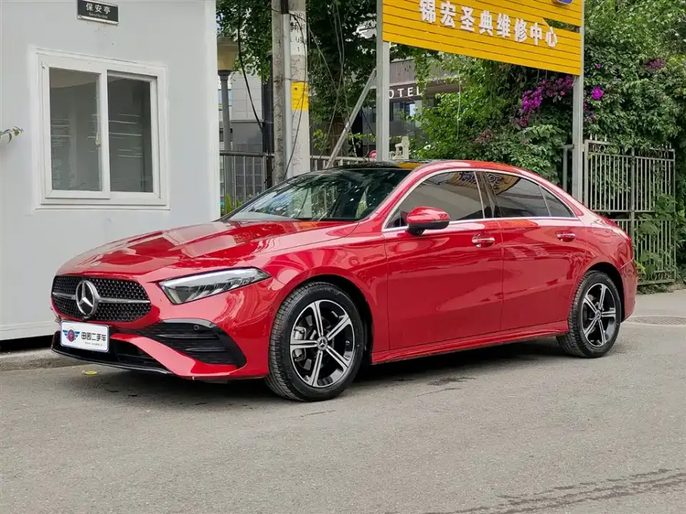 Mercedes-Benz A-Class A 200 L Fashion 2023