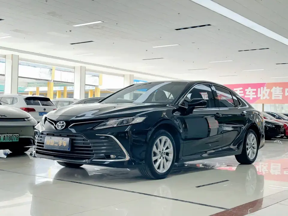Toyota Camry 2.0GVP Leading Edition 2022