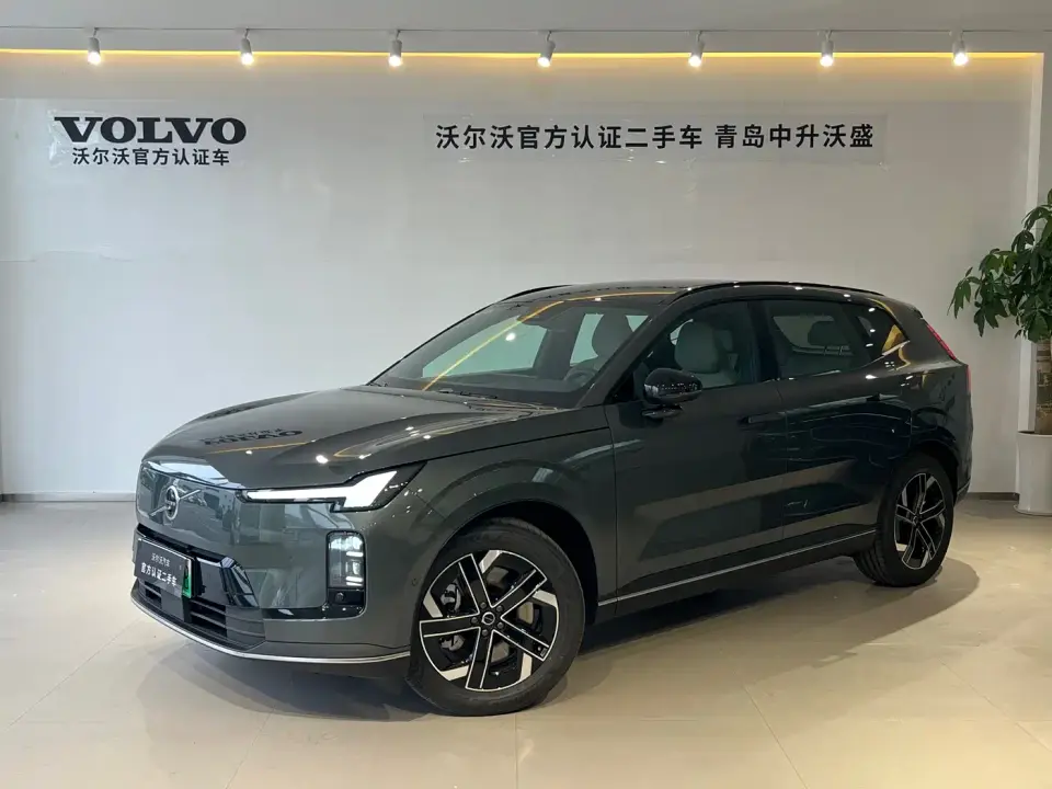 Volvo XC70 Plug-in Hybrid AWD Extended Range Core 2026
