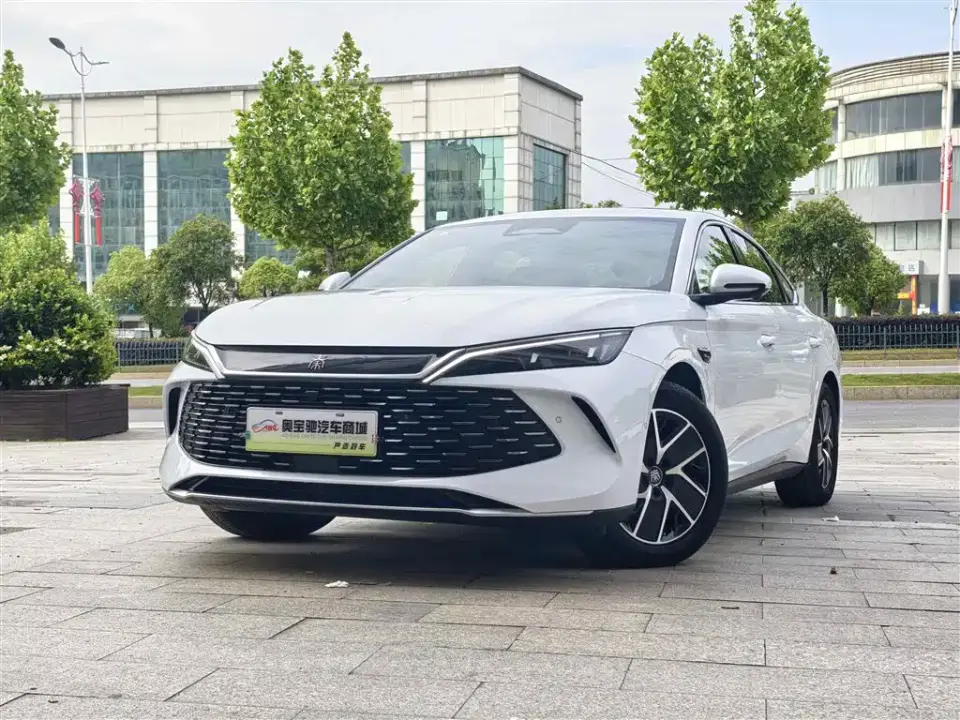 BYD Qin L DM-i Smart Drive Edition 120KM Surpassing 2025