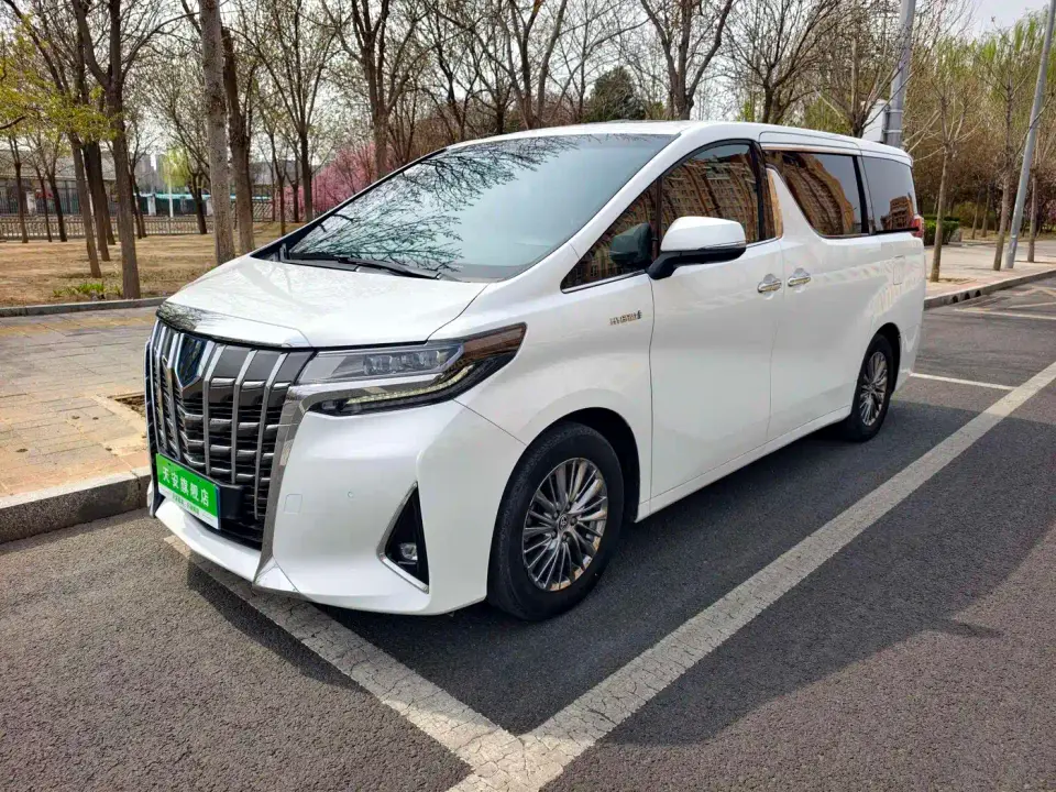 Toyota Alphard Hybrid 2.5L Premium Edition 2021