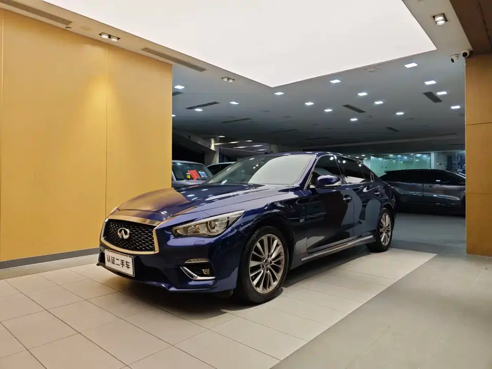 Infiniti Q50L 2.0T Premium Edition (China VI) 2021