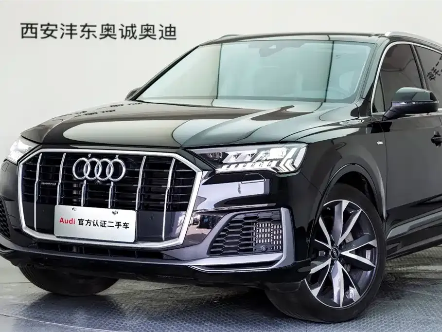 Audi Q7 55 TFSI quattro S line Sport 2024 — фото 22