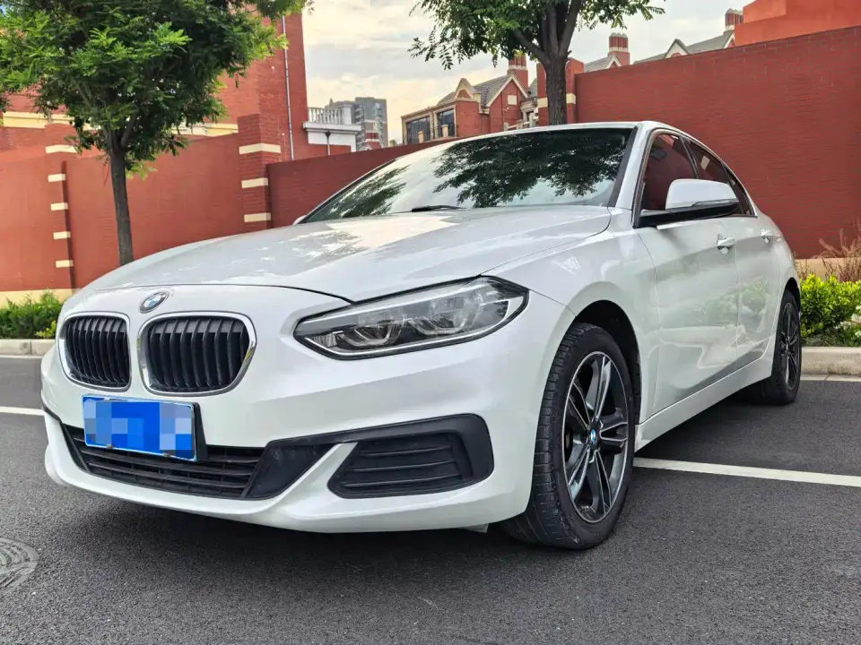 BMW 1 Series Model 120i Fashion Style 2020
