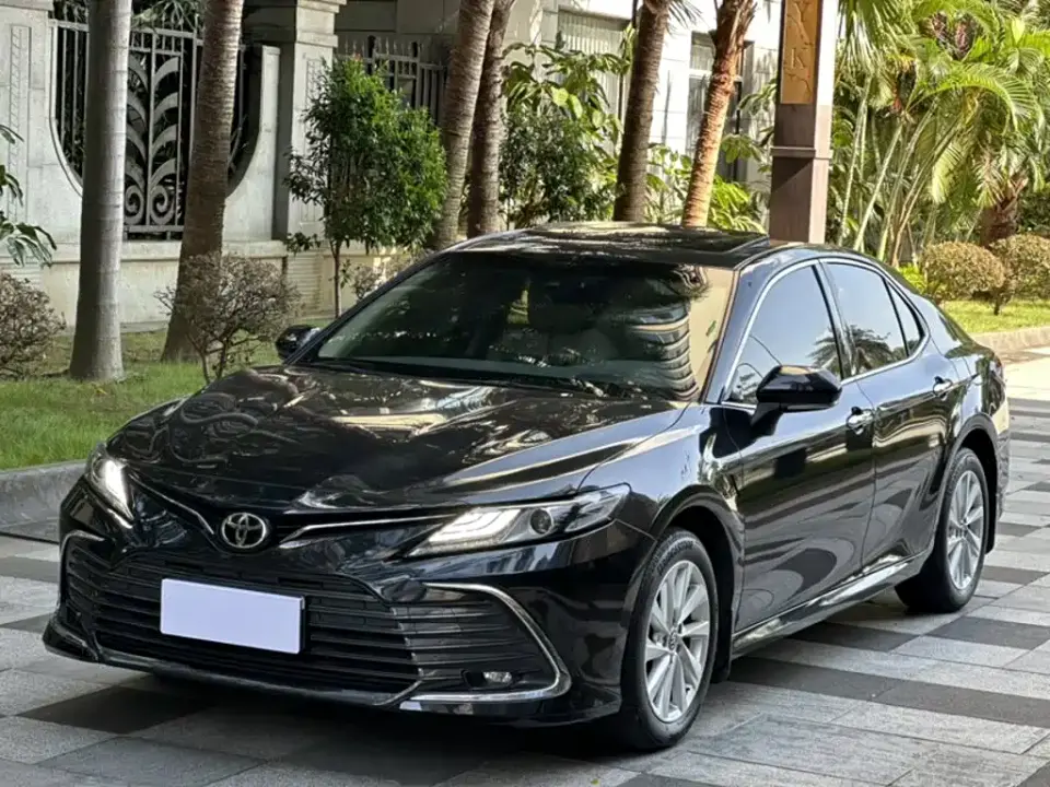 Toyota Camry 2.0G Luxury Edition 2022