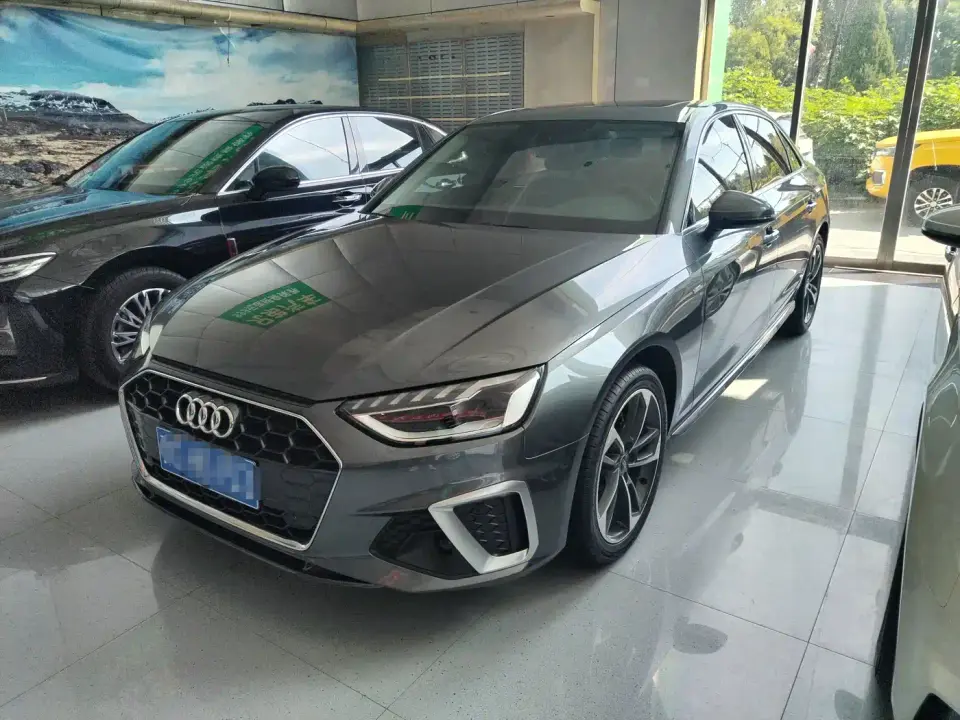 Audi A4L 40 TFSI Fashion Dynamic 2023