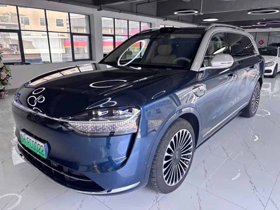 AITO Wenjie AITO M9 Extended Range Ultra 52kWh 6-Seater 2025