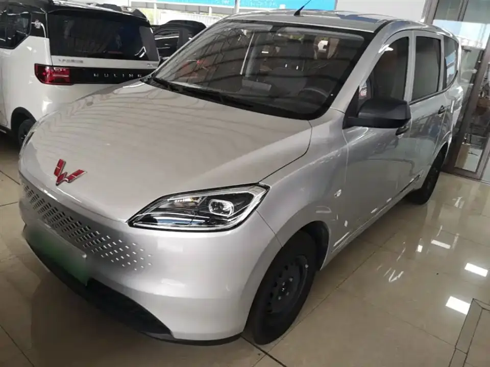 Wuling Motors Wuling Hongguang New Energy Model Range Extender Hybrid 50KM Standard 2025