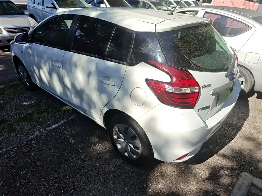 Toyota YARiS L Zhi Xuan Facelift 1.5E CVT Charming Edition 2019 — фото 5