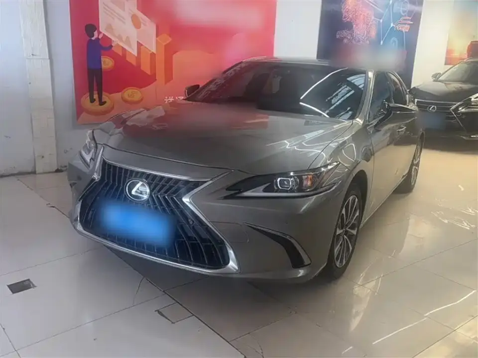 Lexus ES 200 Excellence Edition 2023