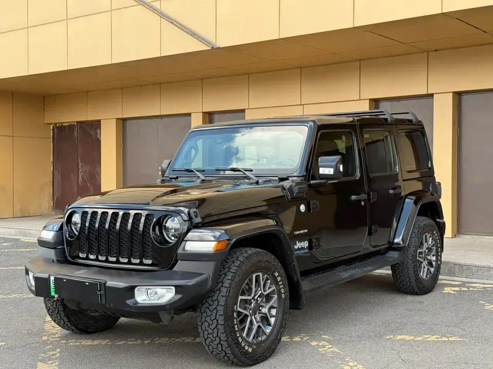 Jeep Wrangler 4xe 4-Door 2.0T 4xe Sahara Launch Edition 2021