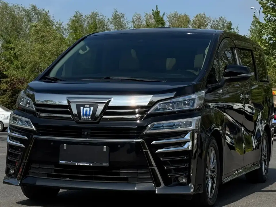 Toyota Vellfire Twin Engine 2.5L HV Premium Edition 2021