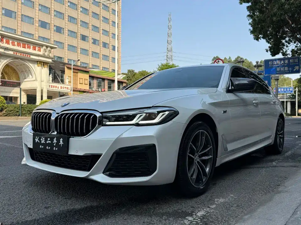BMW 5 Series 525Li M Sport Package 2023