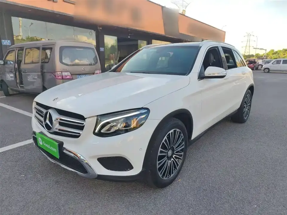Mercedes-Benz GLC-Class Model GLC 200 L 4MATIC 2019