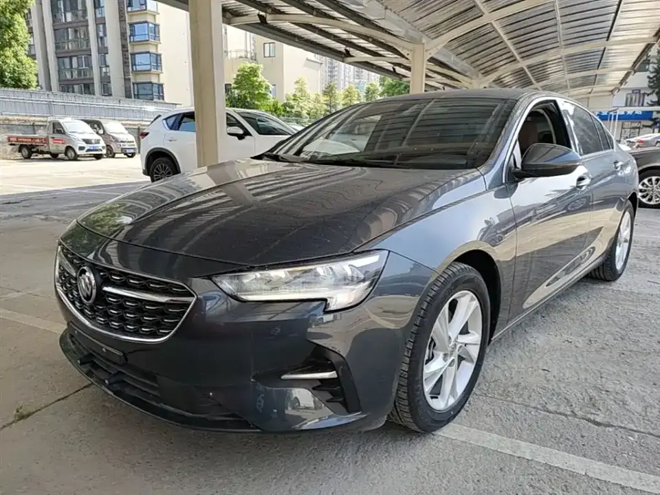 Buick Regal 552T Luxury 2021