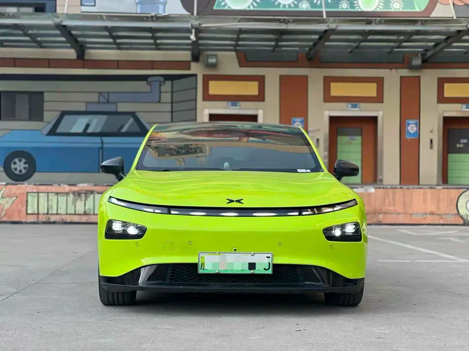 XPeng P7 670E Wing Edition 2021
