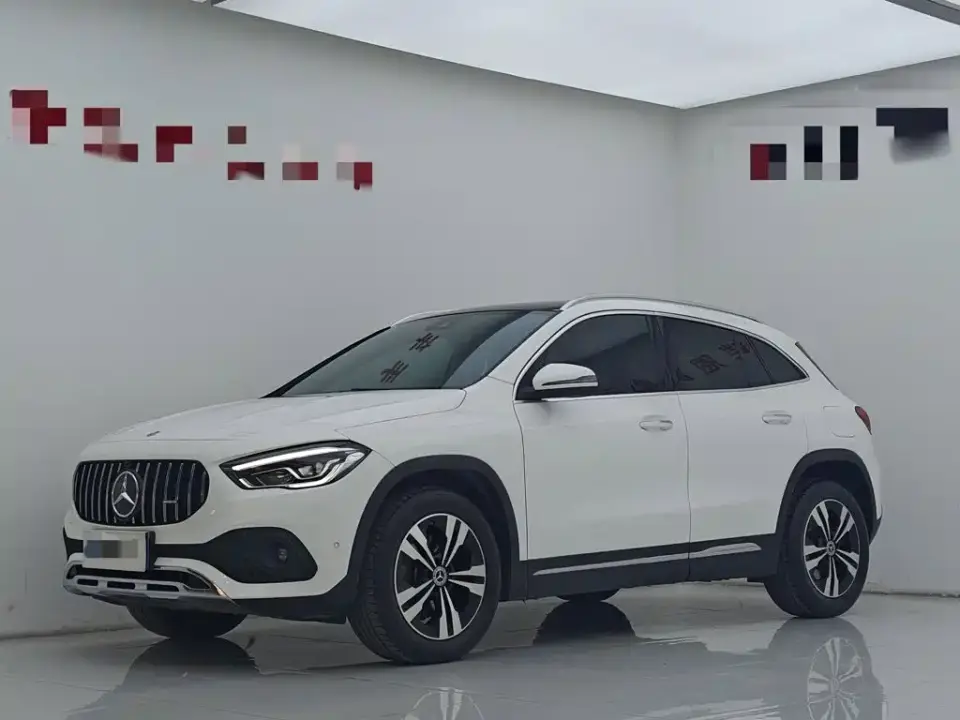Mercedes-Benz GLA-Class GLA 220 2023