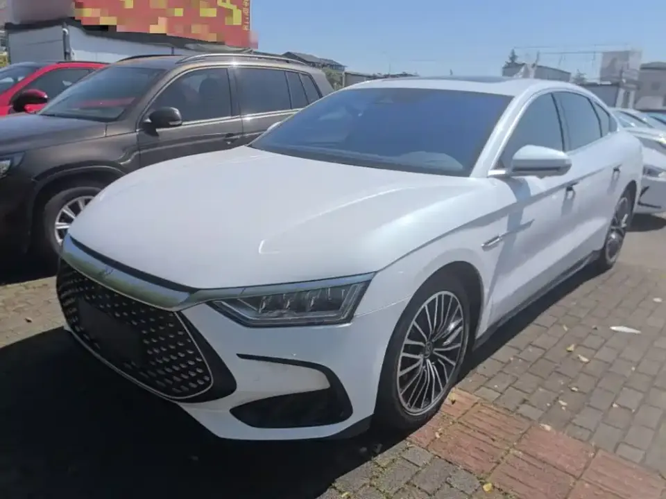 BYD Han DM-i Champion Edition 121KM Prestige 2023