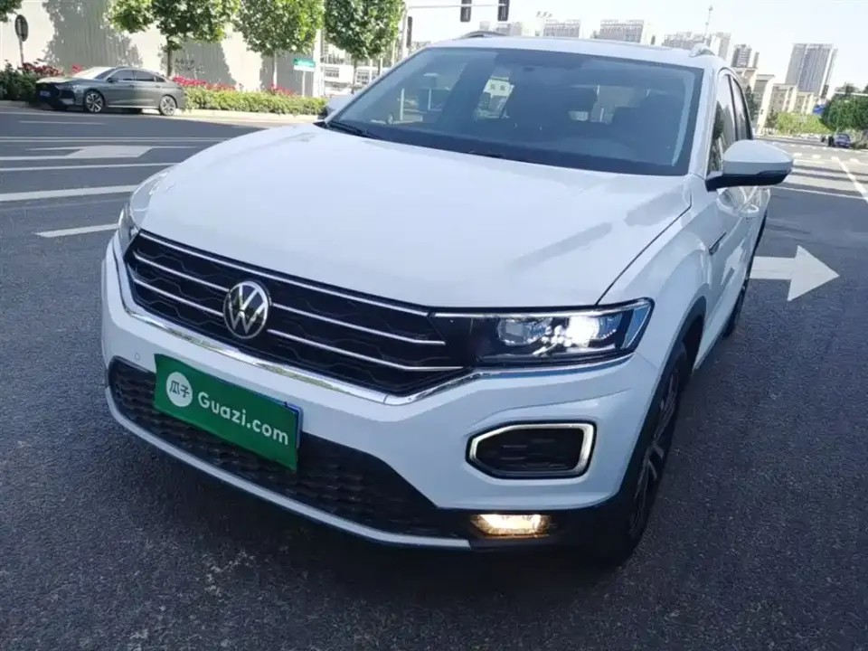Volkswagen T-ROC 280TSI DSG 2WD Comfort PLUS 2022