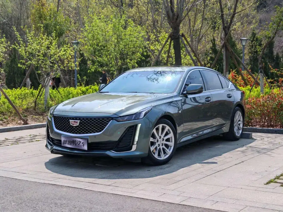 Cadillac CT5 28T Fashion Edition 2022