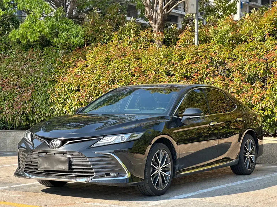 Toyota Camry 2.5G Luxury Edition 2024