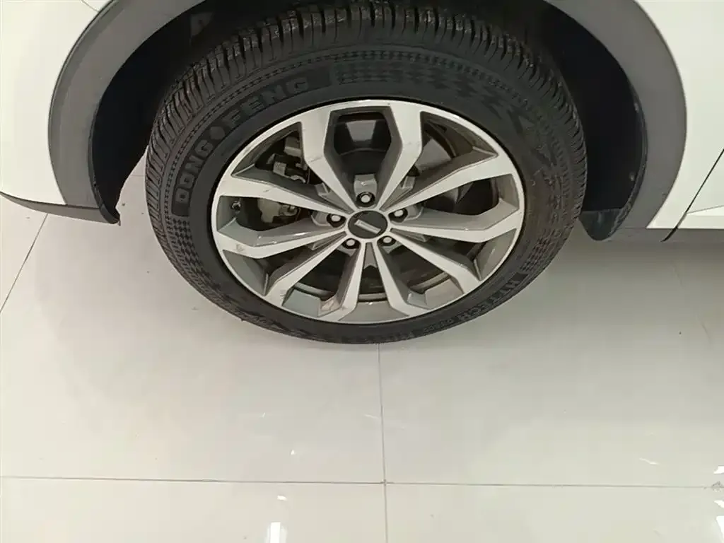 Wey VV6 2.0T 2WD Super Luxury China V 2019 — фото 23