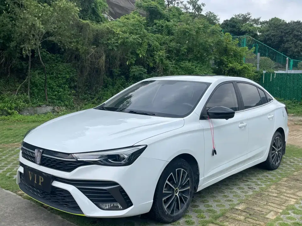 Roewe i5 Facelift 1.5L CVT Diamond Edition 2022