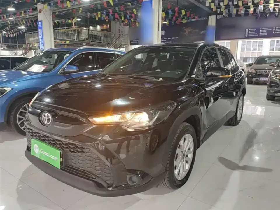 Toyota Frontlander 2.0L CVT Leading Edition 2023