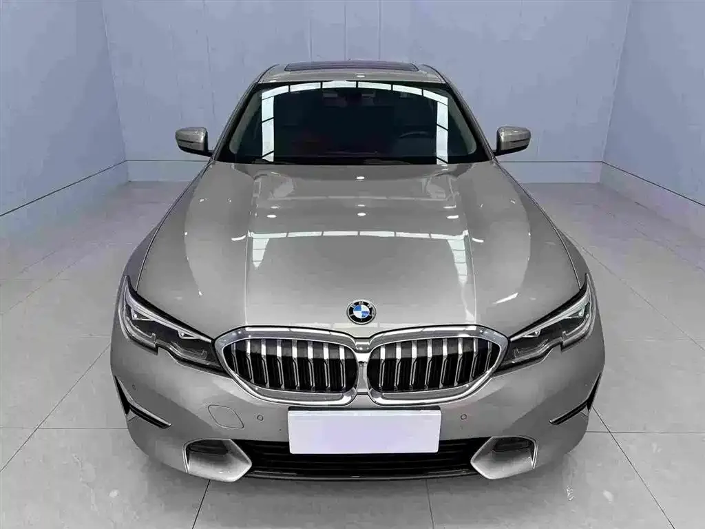 BMW 3 Series 325Li Launch Edition 2019 — фото 2