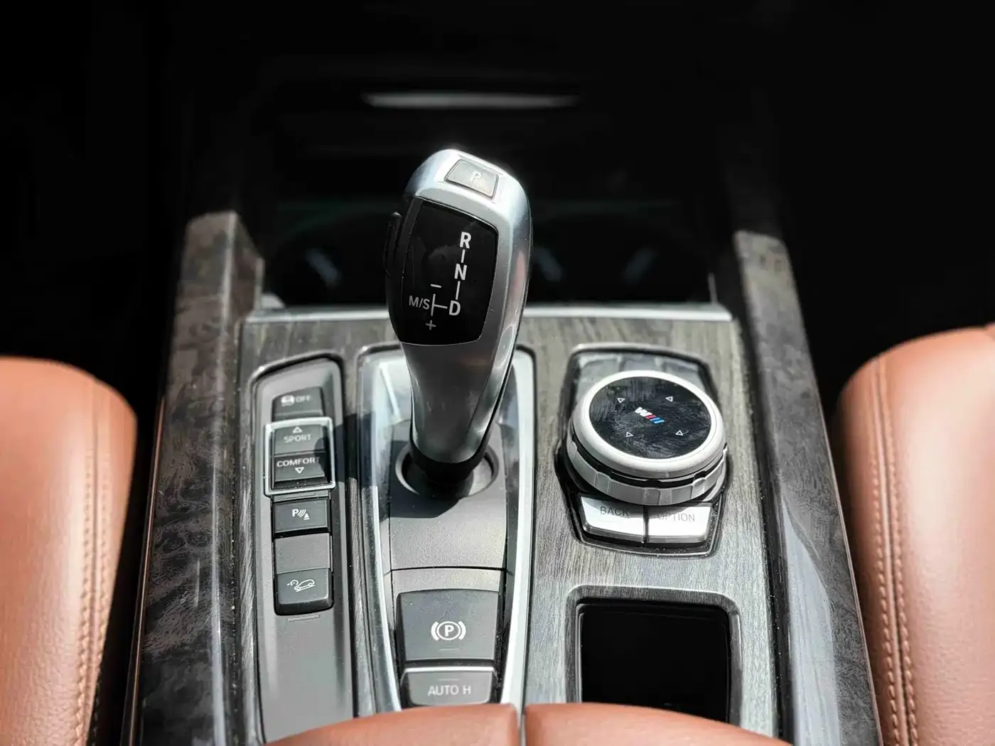 BMW X5 (Import) xDrive35i Elegant Model 2020 — фото 12