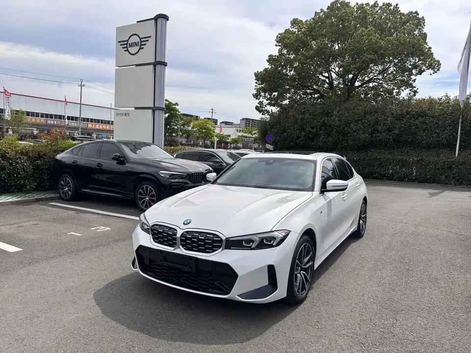 BMW 3 Series 325Li M Sport Package 2024