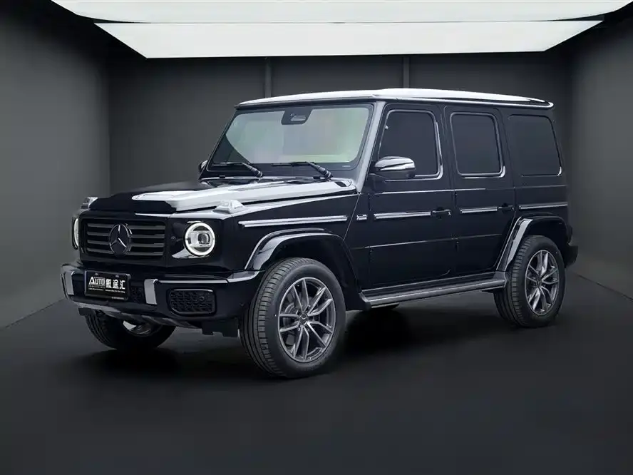 Mercedes-Benz G-Class Model G 500 2026
